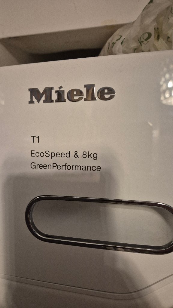 Miele droogkast T1 8kg, Elektronische apparatuur, Wasmachines, Ophalen, 6 tot 8 kg, Zo goed als nieuw, Voorlader