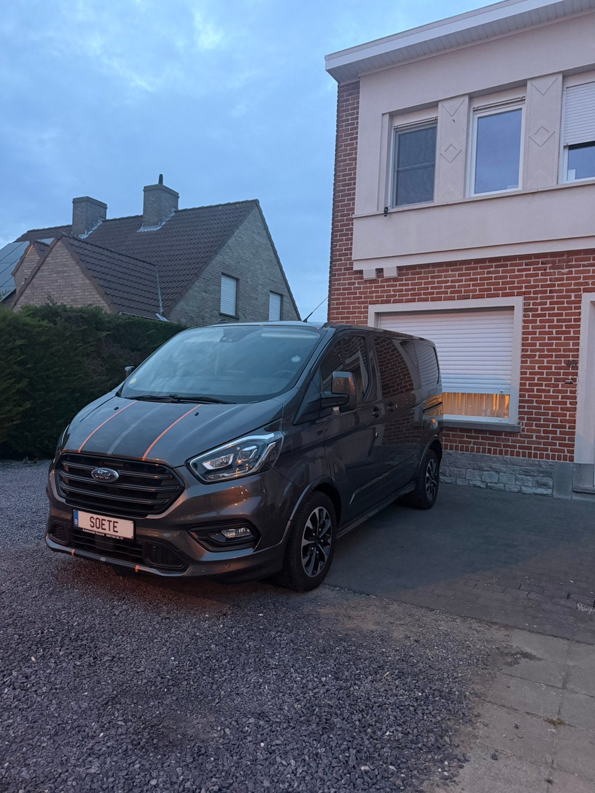 Ford transit costum sport, Autos, Argent ou Gris, Achat, 6 portes, Euro 6