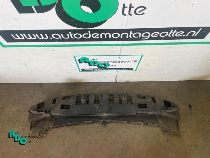 Bumper onderplaat van een Ford Fiesta (Fiesta 08-), Auto-onderdelen, Carrosserie, Bumper, Ford, Gebruikt, 3 maanden garantie, Ophalen of Verzenden