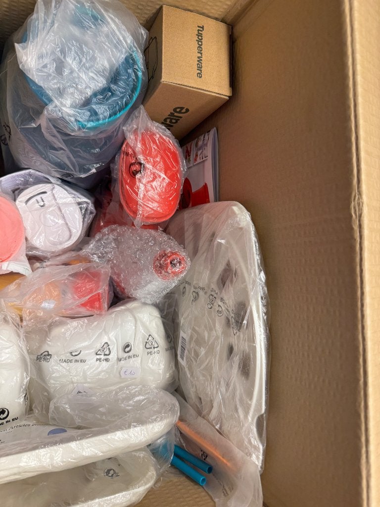 Tupperware volledige stock - winkelwaarde €1111,90, Huis en Inrichting, Ophalen of Verzenden, Nieuw, Overige kleuren, Overige typen