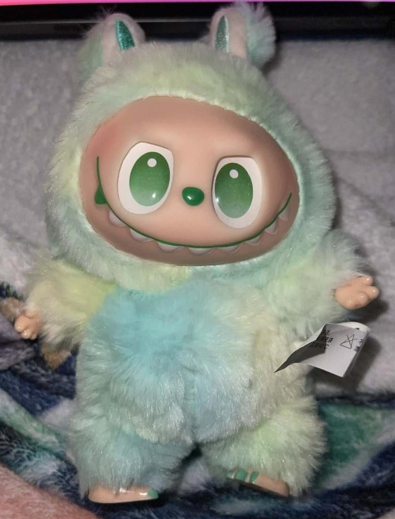 labubu sleutelhanger kleur:lichtgroen 17 cm., Enlèvement ou Envoi, Comme neuf