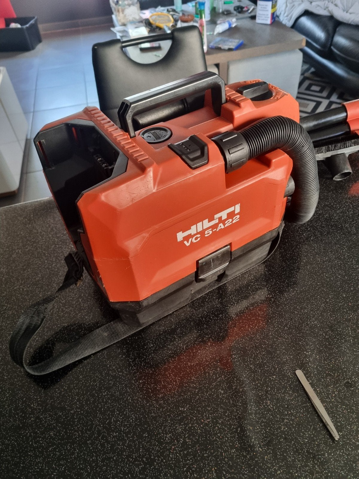 Hilti vc 5-a22, Bricolage & Construction, Matériel de nettoyage