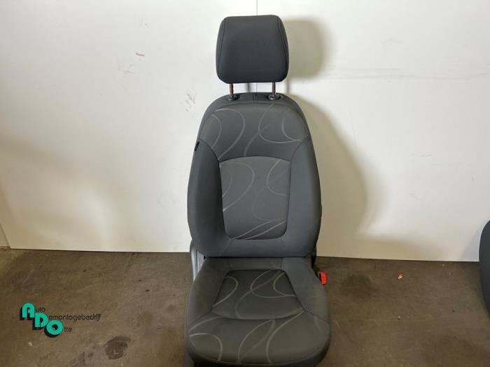 Siège droit d'un Chevrolet Spark (Spark 09-), -, 3 mois de garantie, Utilisé, -