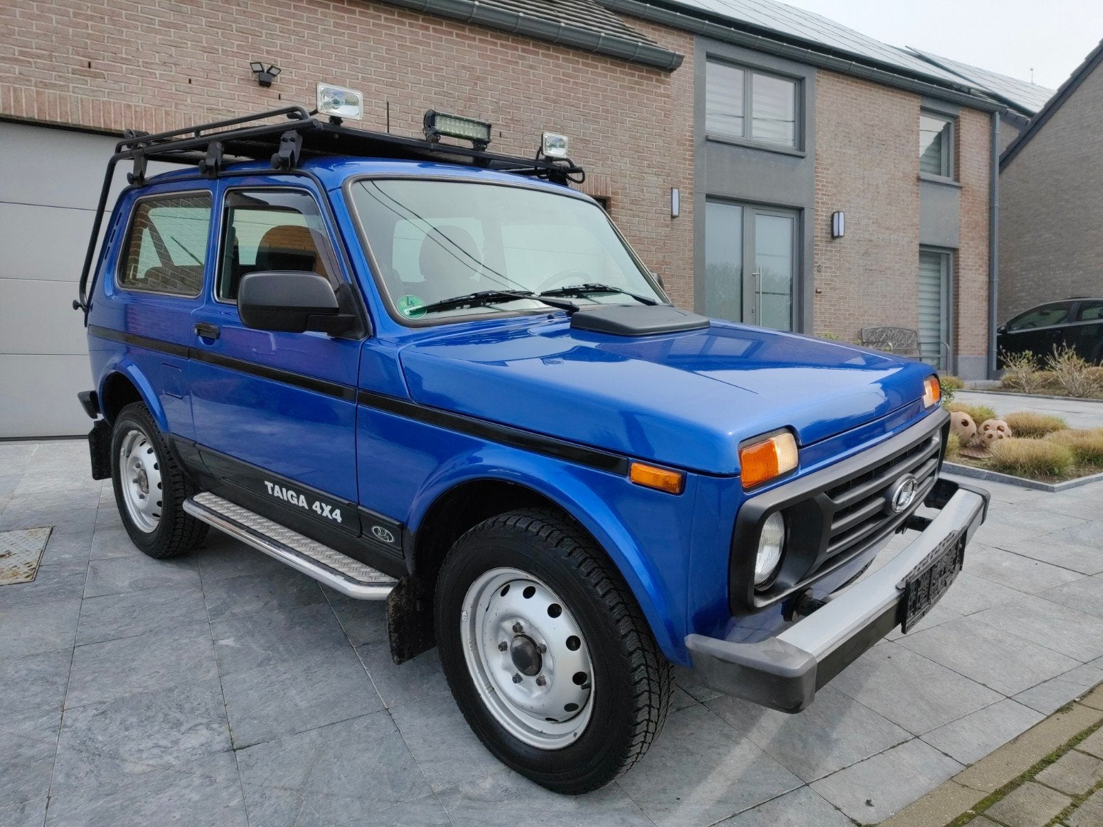 Lada Taïga / Niva 1.7i Essence 44 – 2020 – 35 000 km – b, Niva, Euro 6, 1690 cc, Blauw