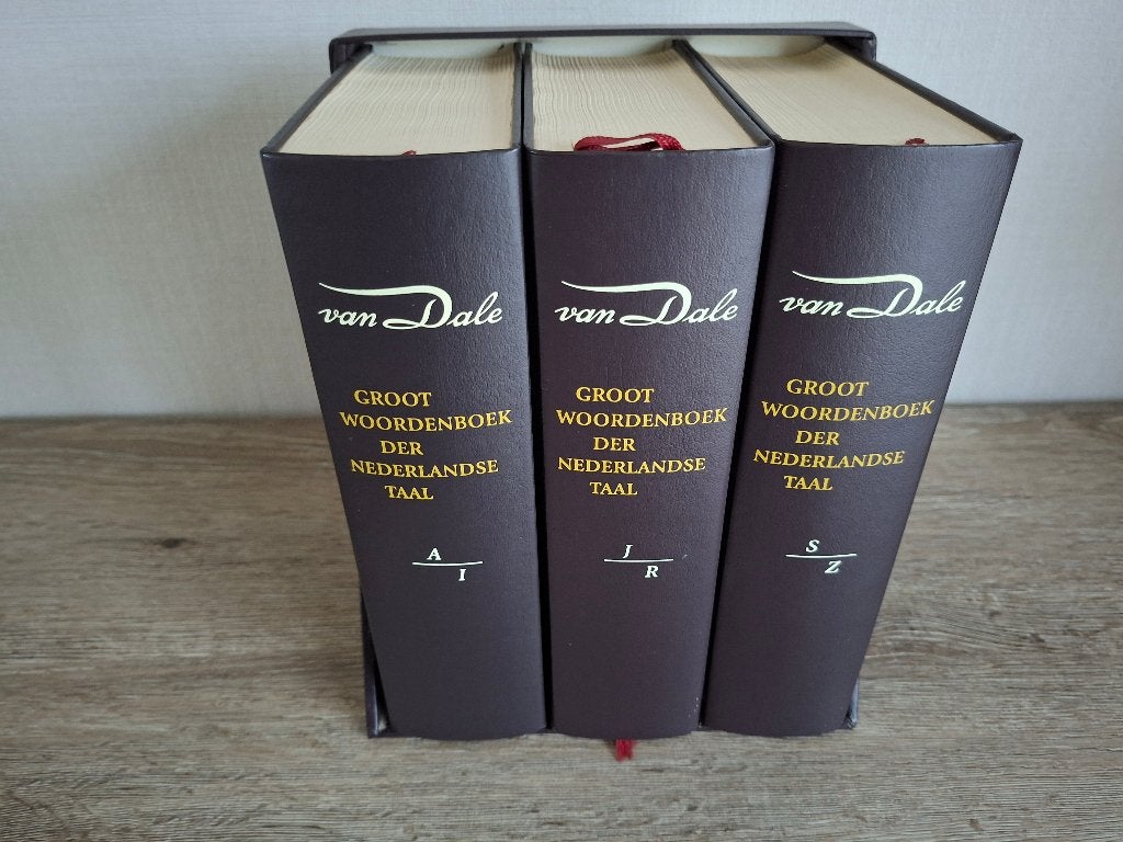 Grote van Daele woordenboek, driedelig., Boeken, Ophalen, Zo goed als nieuw