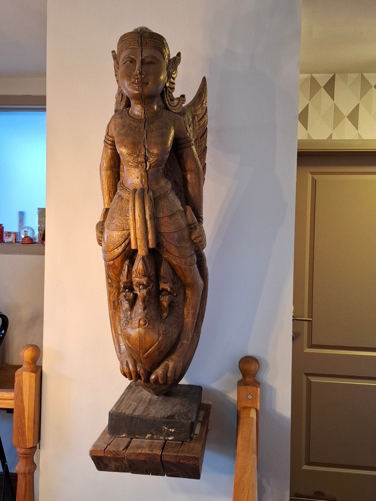 Tête de proue thailandaise, Enlèvement