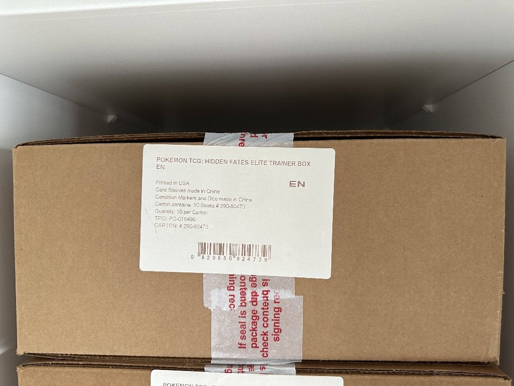 Étui scellé Hidden Fates Elite Trainer Box, Enlèvement ou Envoi, Neuf, Booster box