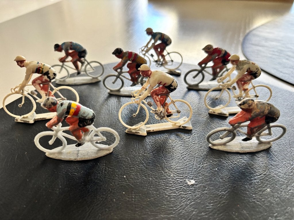 Miniatuur wielrenners, Ophalen