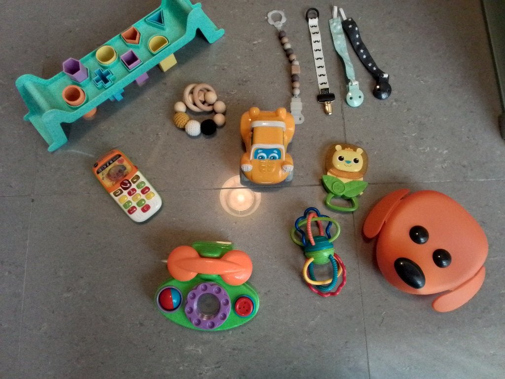 Set o.a brooddoos Ikea,VTech,Clementoni,Bright Starts,Nattou, Kinderen en Baby's, Ophalen, Gebruikt