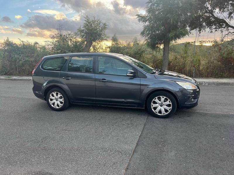 FORD FOCUS TRENDLINE - 2010 - AIRCO- PARKEERSENSOREN, Auto's, Ford, Particulier, Focus, Centrale vergrendeling, Diesel, Break