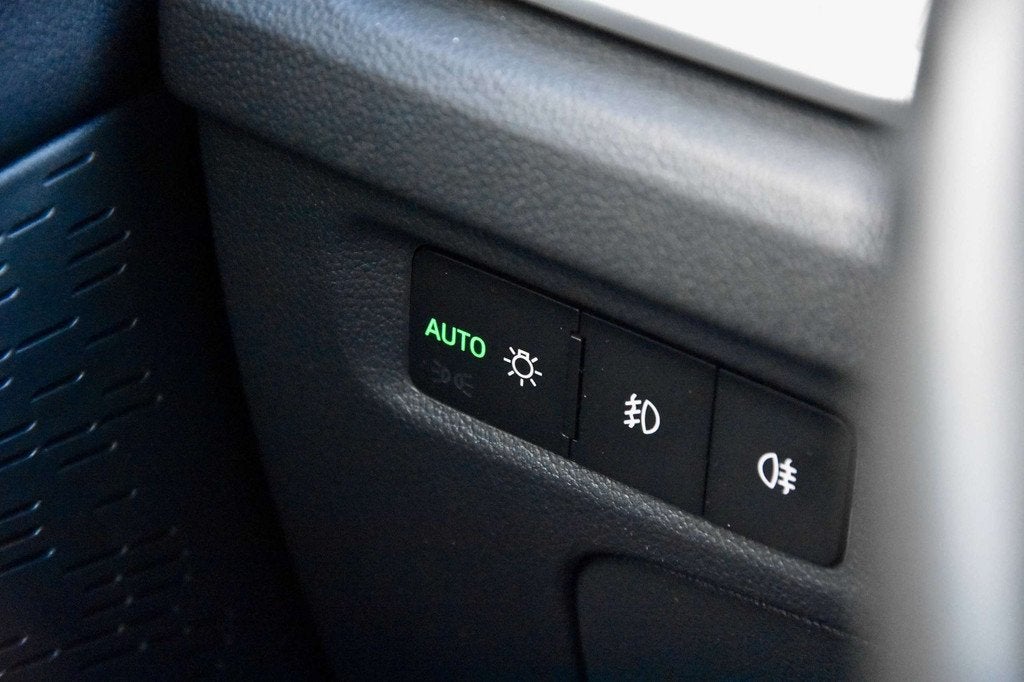 Skoda Octavia DSG - *AUTOMAAT* VIRTUAL COCKPIT * KEYLESS *, Auto's, Gebruikt, Bedrijf, 5 deurs, 3 cilinders
