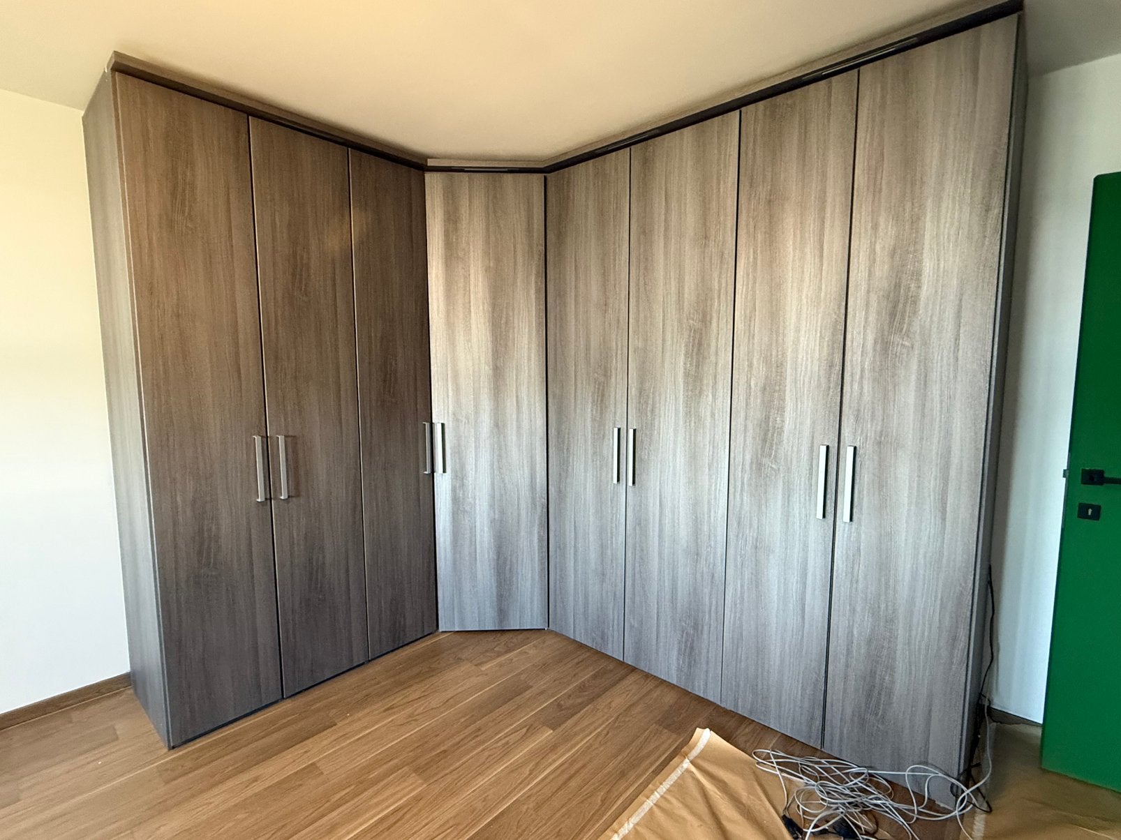 Grote kleerkast, Huis en Inrichting, Ophalen, Gebruikt, Met deur(en), 200 cm of meer