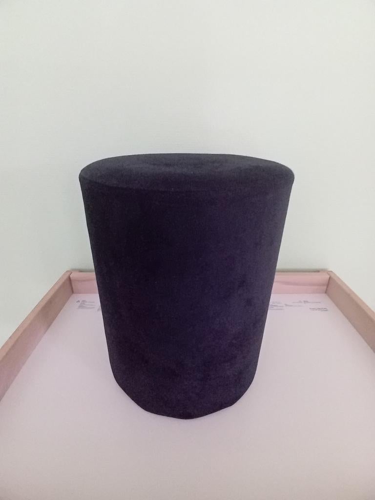 Ronde poef in zwart fluweel. Diameter 30 cm. H. 35cm, Rond, Comme neuf, Enlèvement, Moins de 50 cm