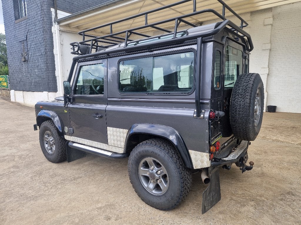 Land Rover Defender 90 Td5 TOM RAIDER, Autos, Achat, Entreprise, Boîte manuelle, Noir
