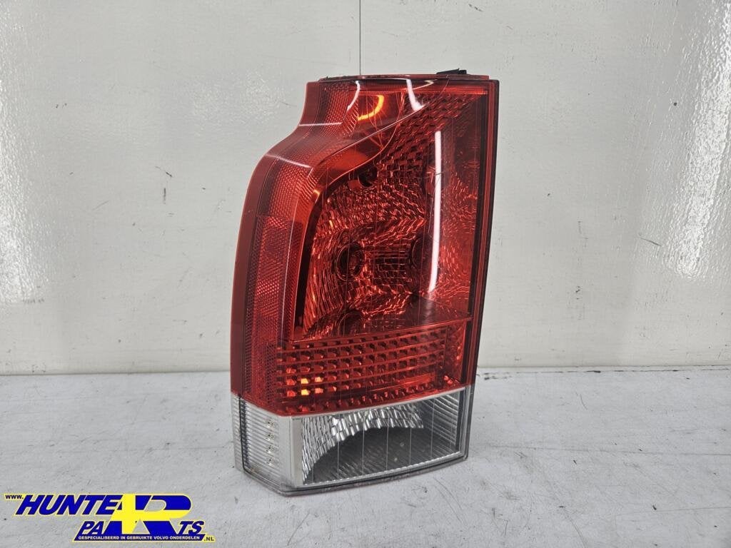 Achterlicht links Volvo V70/XC70 ('05-'08) 30655379, Gebruikt, Ophalen of Verzenden, Volvo, Volvo