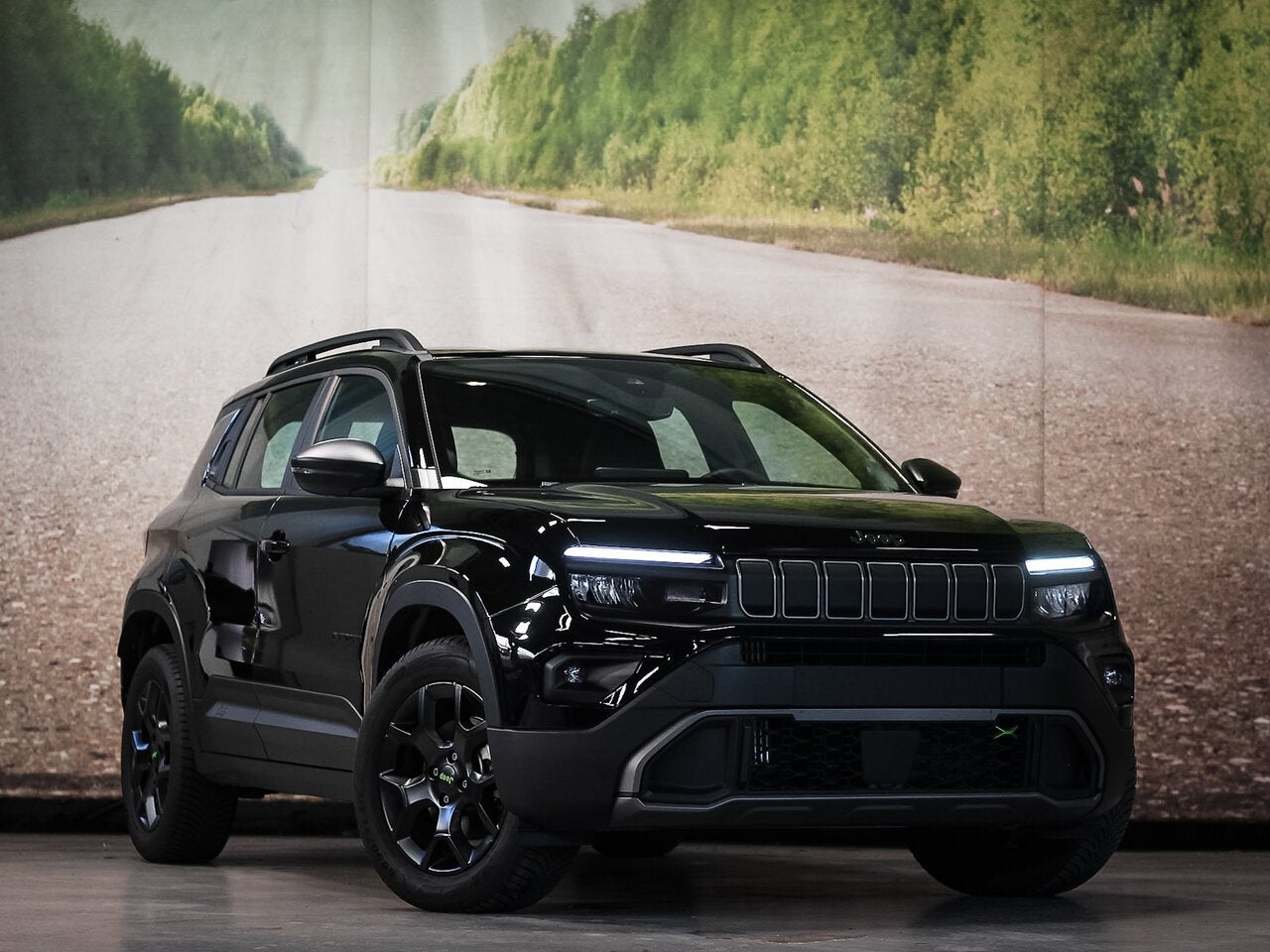 Jeep Avenger 4Xe, Auto's, Parkeersensor, 1199 cc, 0 kg, Zwart