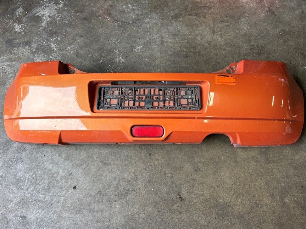 PARE-CHOCS ARRIÈRE Suzuki Swift (ZA / ZC / ZD1 / 2/3/9), Suzuki-Allee 7
64625  Bensheim, DE, Arrière, Kontakt@suzuki.de, Utilisé