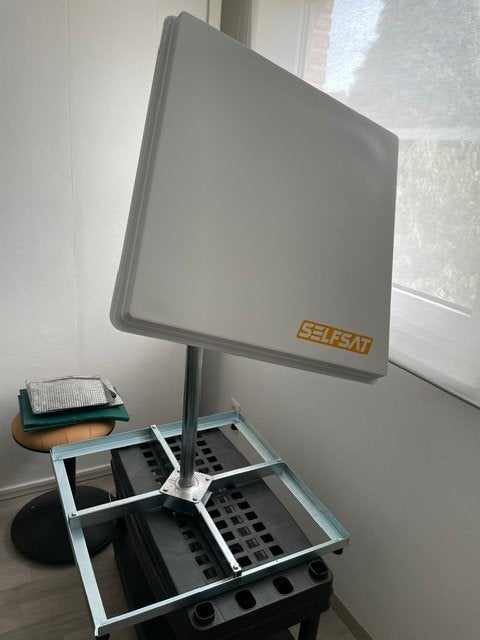 satellietschotel, Audio, Tv en Foto, Schotelantennes, Ophalen, Zo goed als nieuw, (Schotel)antenne, Overige merken
