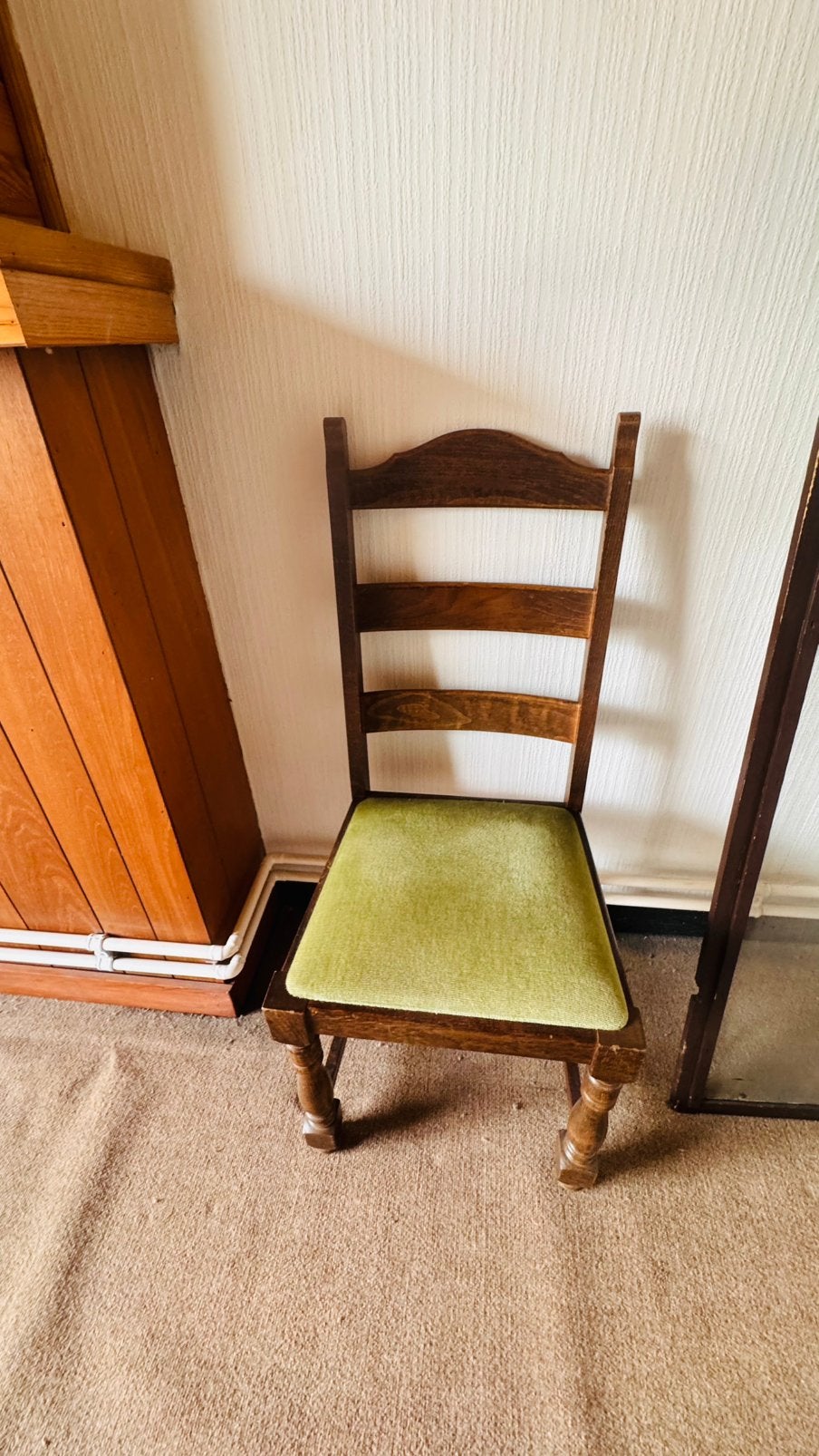 Houten stoel eetkamer 2 stuks, Ophalen