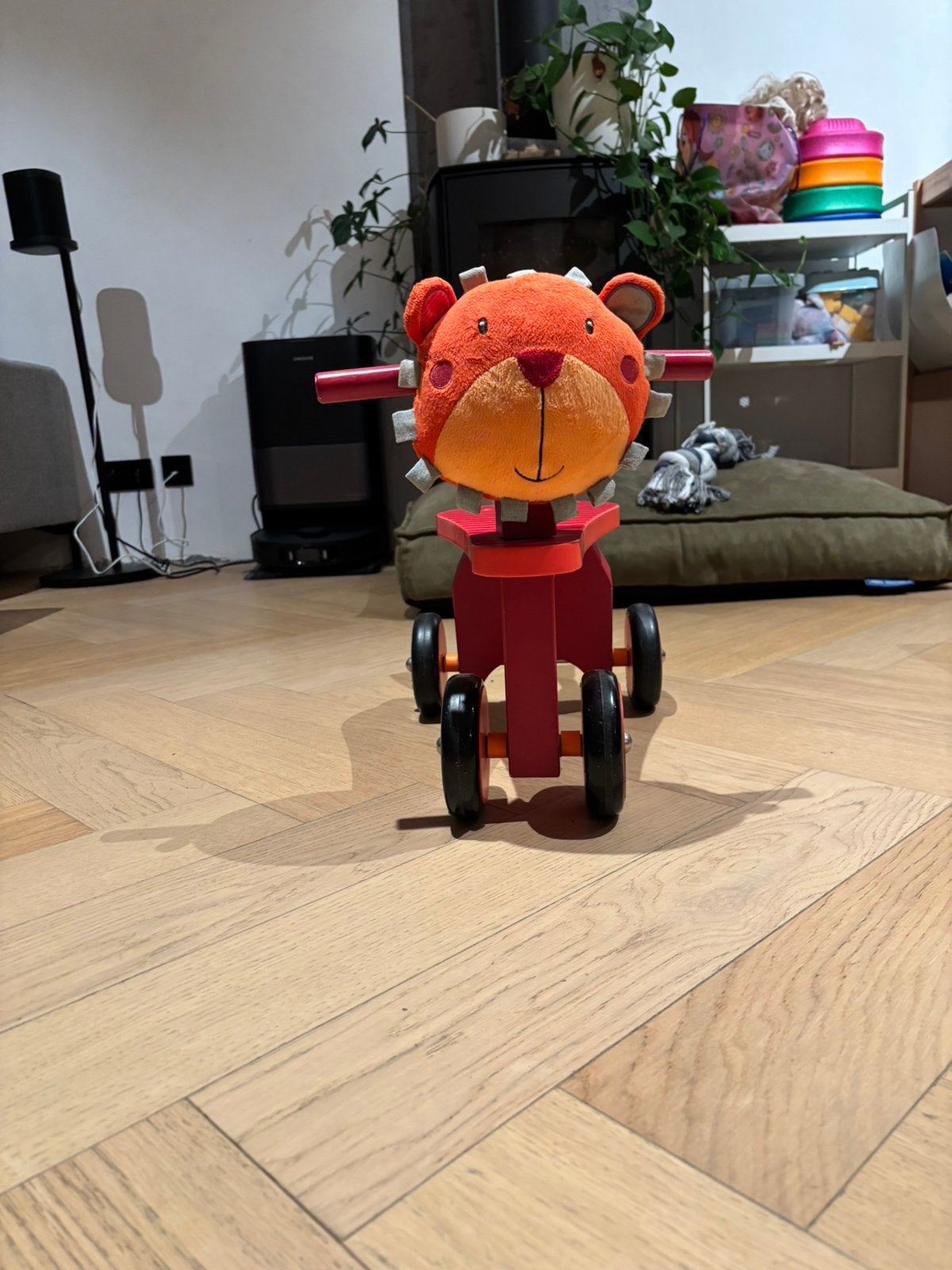 Houten loopfiets leeuw, Ophalen, Zo goed als nieuw, Loopfiets