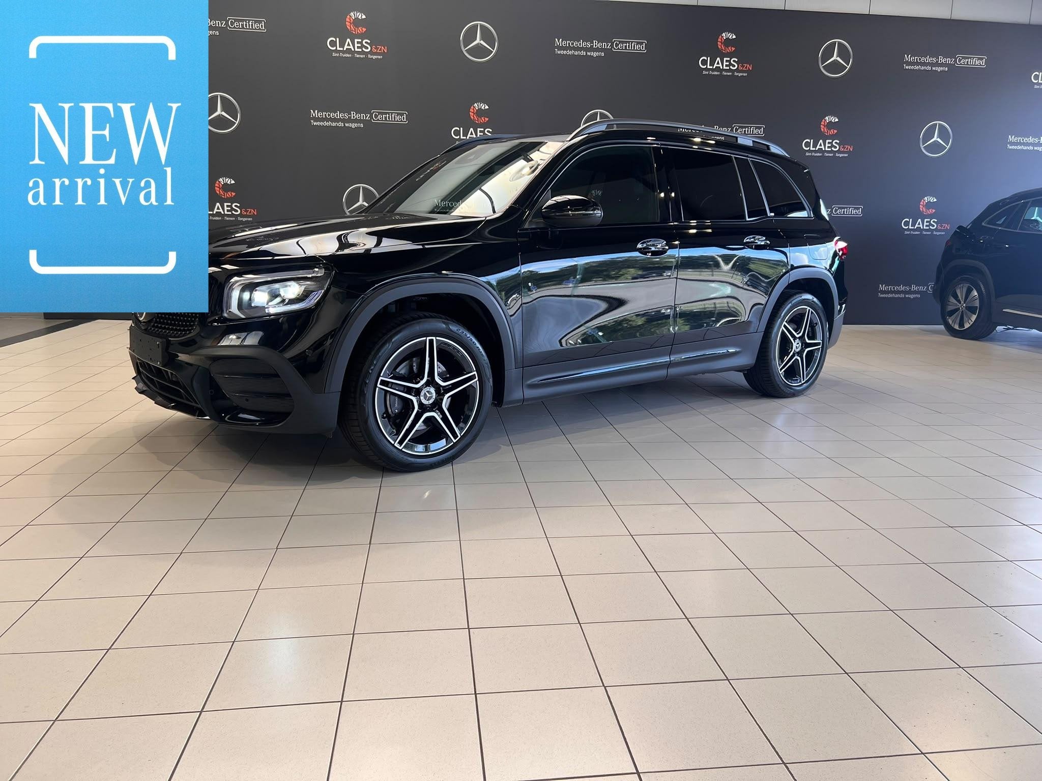 Mercedes-Benz GLB 200d AMG Line DOS 9097 (automatique), Autos, 1800 kg, Entreprise, Noir, https://public.car-pass.be/vhr/a44f32e3-ff4d-46d5-af68-2e2daa369b3b