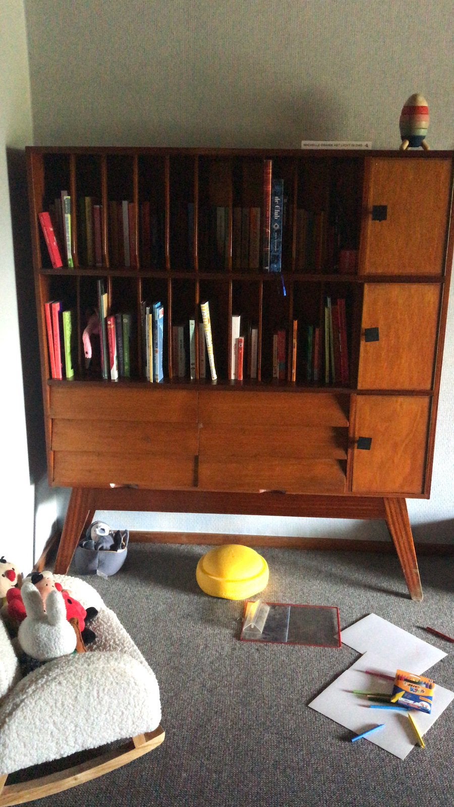 Prachtige retro scandinavische boekenkast met lades, Ophalen