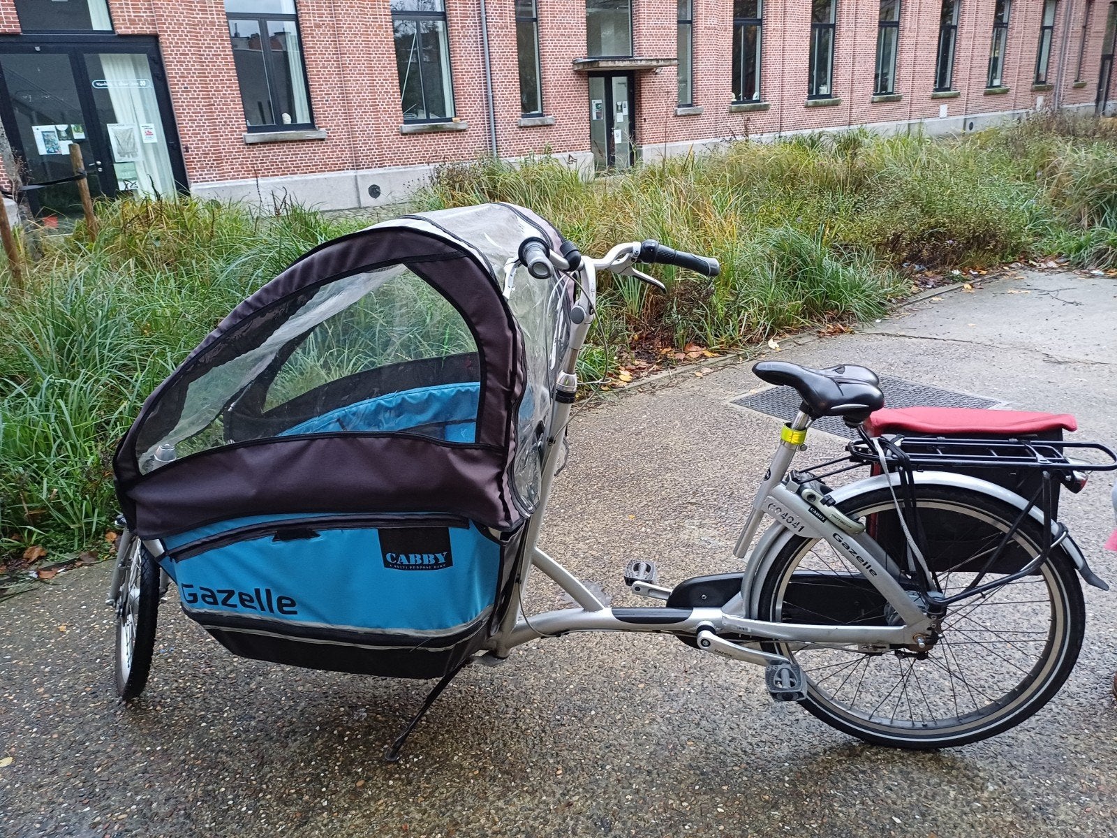 Gazelle cabby bakfiets, Ophalen, Gazelle