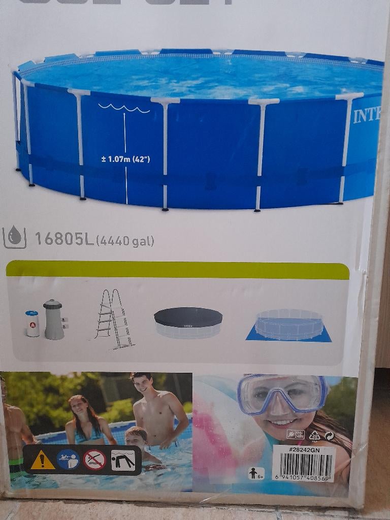 Piscine Neuve. Région Charleroi. Tél 0494118335, Enlèvement, Neuf, Rond