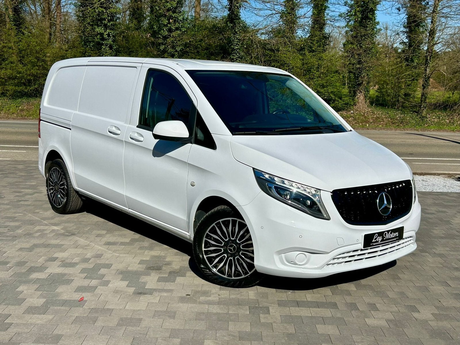 AUTOMAAT | MERCEDES VITO | FULL OPTIE, Auto's, Automaat, Bedrijf, Diesel, https://public.car-pass.be/vhr/b3671eb7-c245-4cc7-9e8a-dbf19d6f8f53