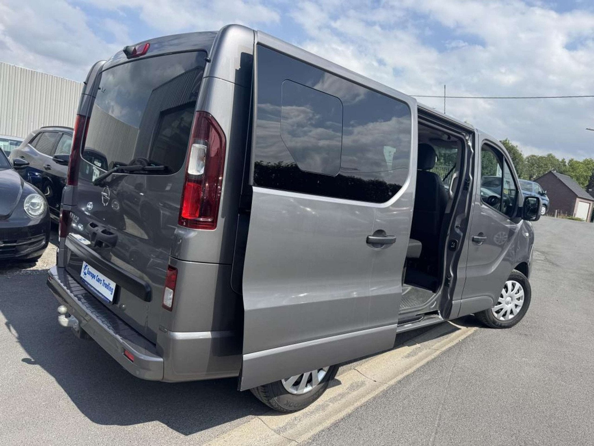 Opel Vivaro -B COMBI ÉDITION 1.6CDTI 120CH 1ER MAIN 8PLACES, Auto's, Parkeersensor, 164 g/km, 120 pk, Bedrijf