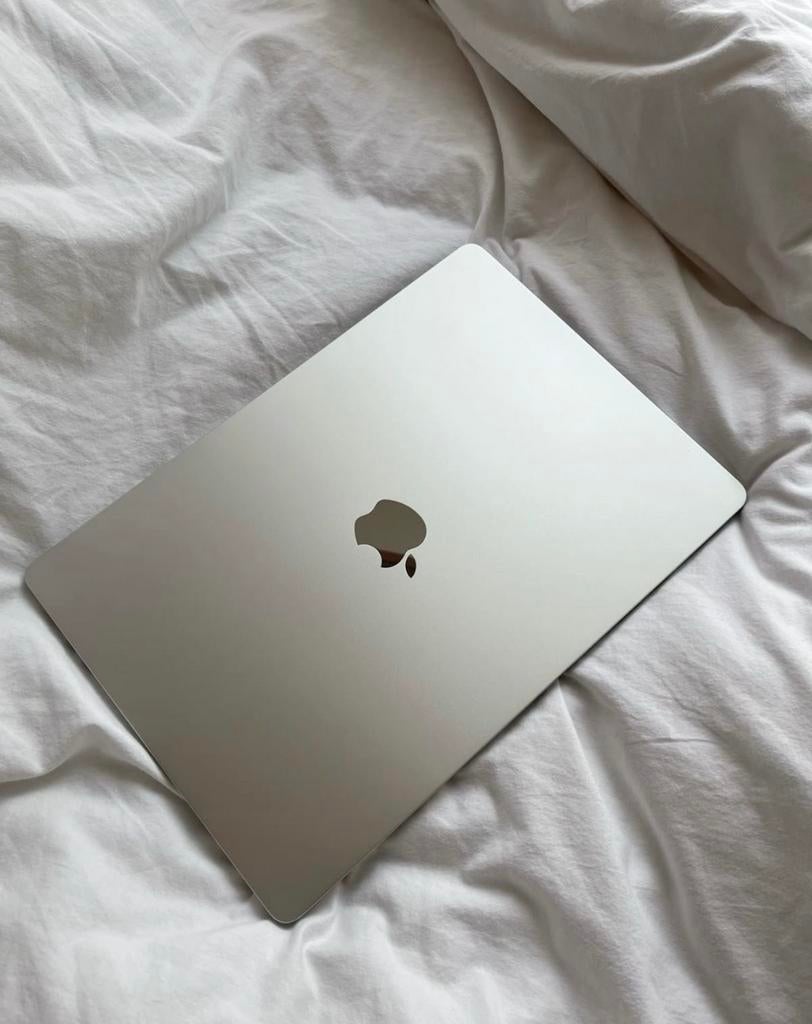 Macbook M3 Air zilver, Ophalen, Zo goed als nieuw, 8 GB