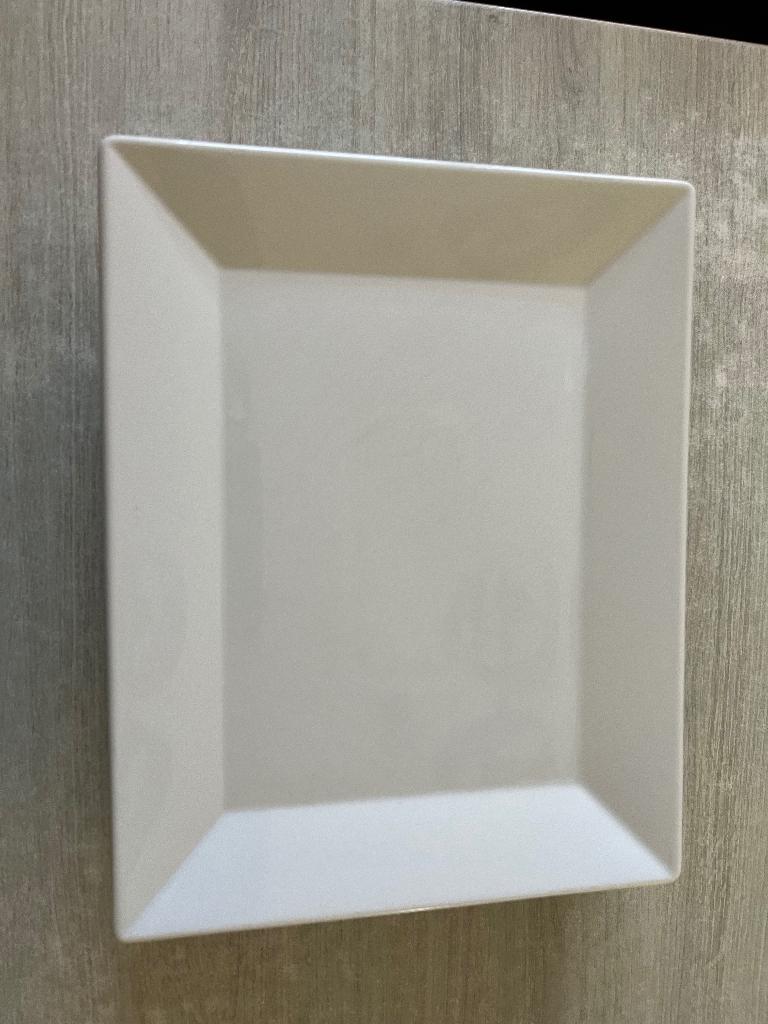 6 grote borden, Enlèvement, Assiettes(s)