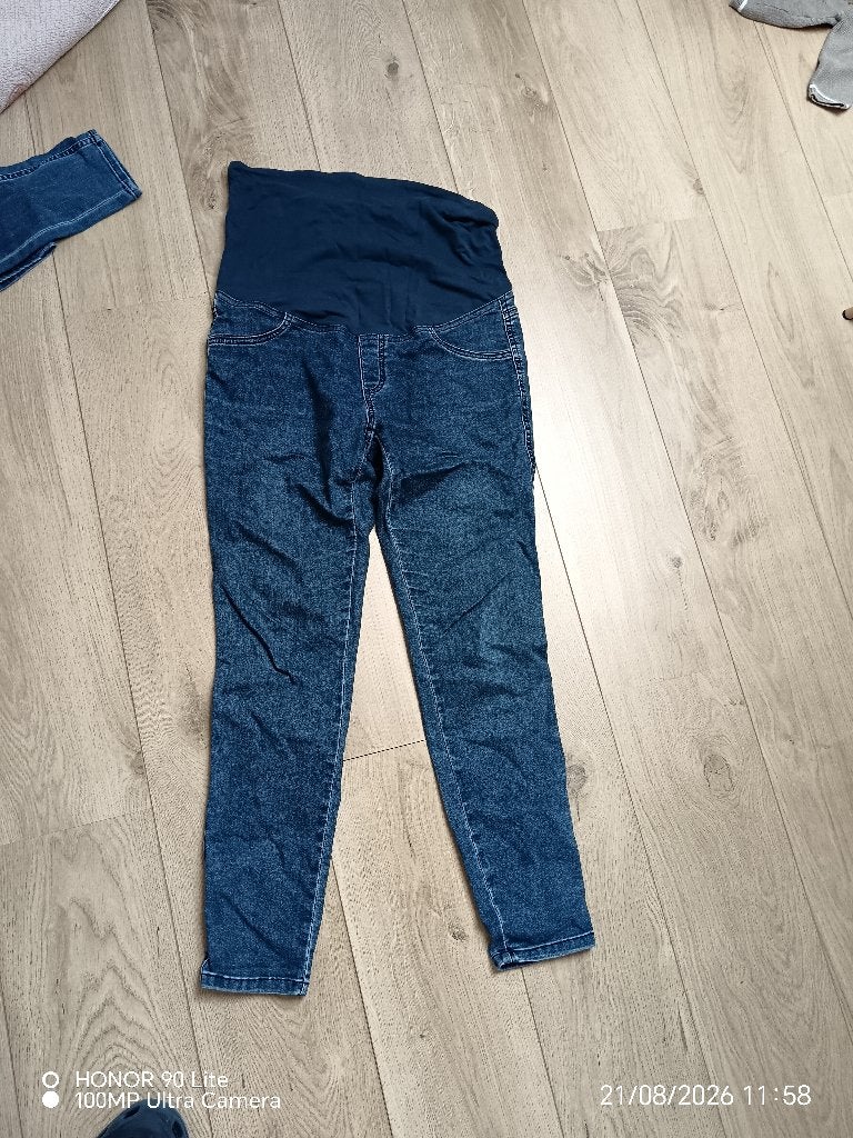 Jeans grossesse Calzedonia M, Autre, Comme neuf, Enlèvement, Pantalon ou Jeans