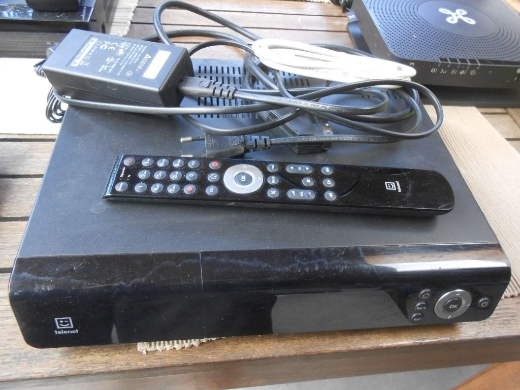 Marque Telenet Digicorder : diffusion numérique avancée, TV, Hi-fi & Vidéo, Décodeurs & Enregistreurs à disque dur, Enlèvement ou Envoi
