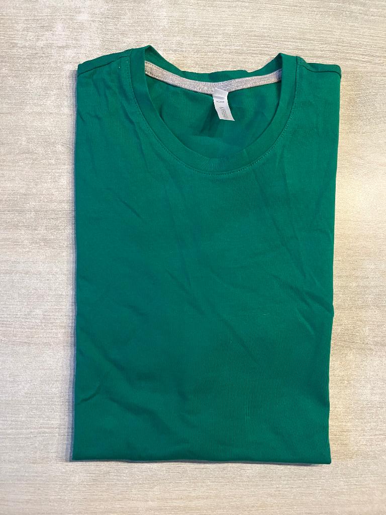 Nieuwe groene t-shirt maat M, Kariban, Maat 48/50 (M), Nieuw, Ophalen of Verzenden