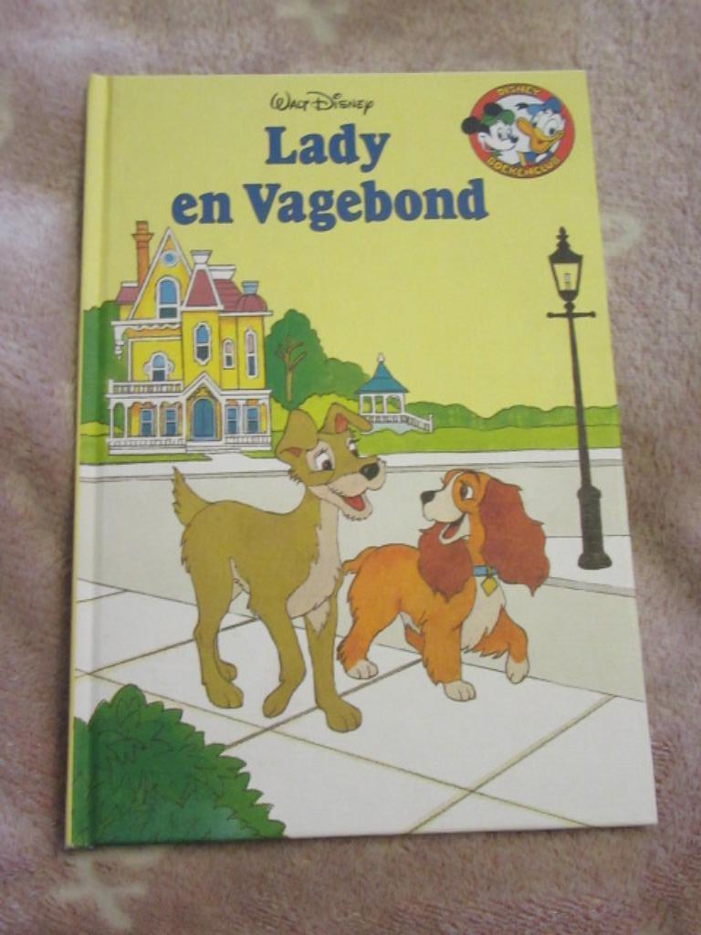Boek: Lady en Vagebond - Disney boekenclub - 1992, Boeken, Kinderboeken | Jeugd | onder 10 jaar, Gelezen, Walt Disney, Ophalen of Verzenden