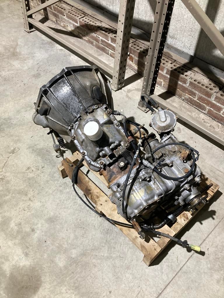 Boîte de vitesses Landcruiser HZJ73, Enlèvement, Utilisé, Toyota