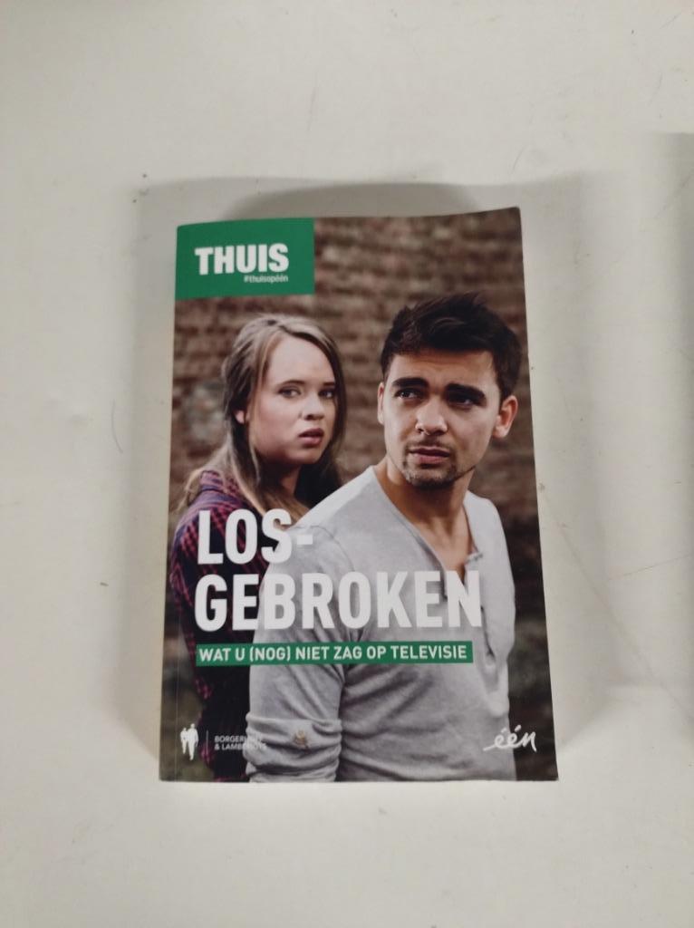 Losgebroken - Thuis - Wat u (nog) niet zag op televisie, Boeken, Ophalen of Verzenden, Zo goed als nieuw
