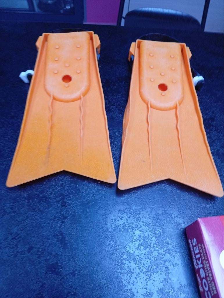 Paire de palmes pour enfant, Enlèvement ou Envoi, Comme neuf