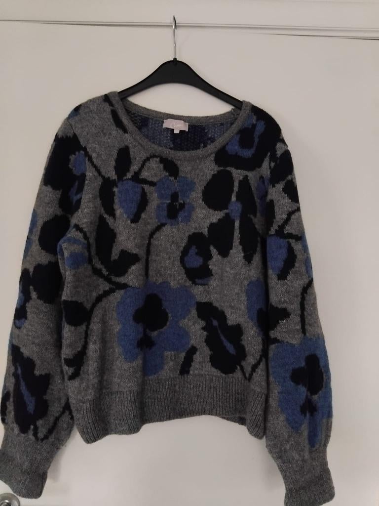 Warme pull dames,grijs met bloemmotieven,maat:XL.Cassis., Vêtements | Femmes, Cassis Collection, Taille 46/48 (XL) ou plus grande