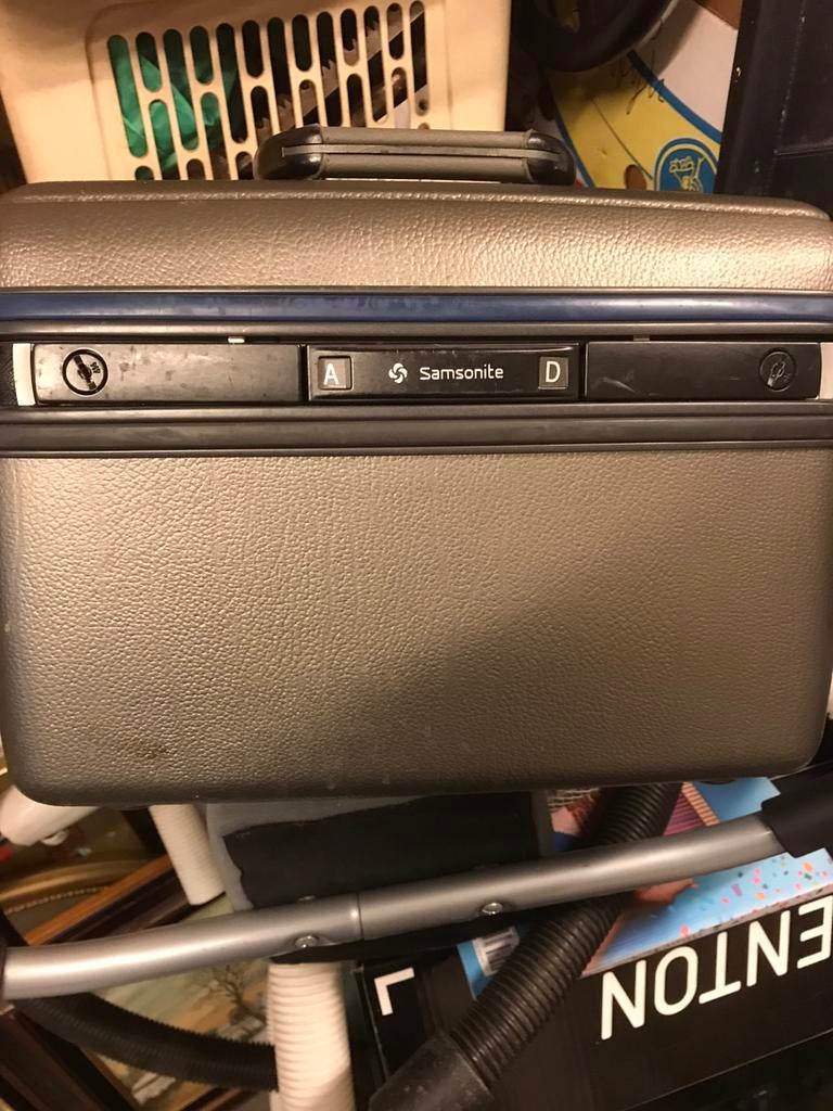 Beautycase, Ophalen of Verzenden, Zo goed als nieuw, Grijs, Hardcase