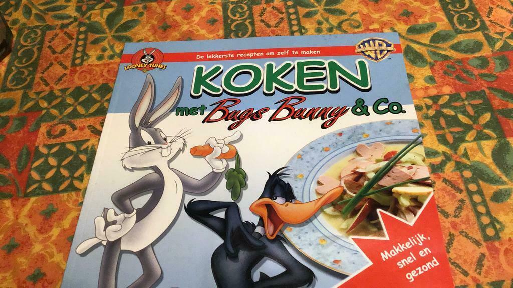 Cuisiner avec Bugs Bunny & co (I), Enlèvement ou Envoi, Comme neuf, Plat principal, Cuisine saine