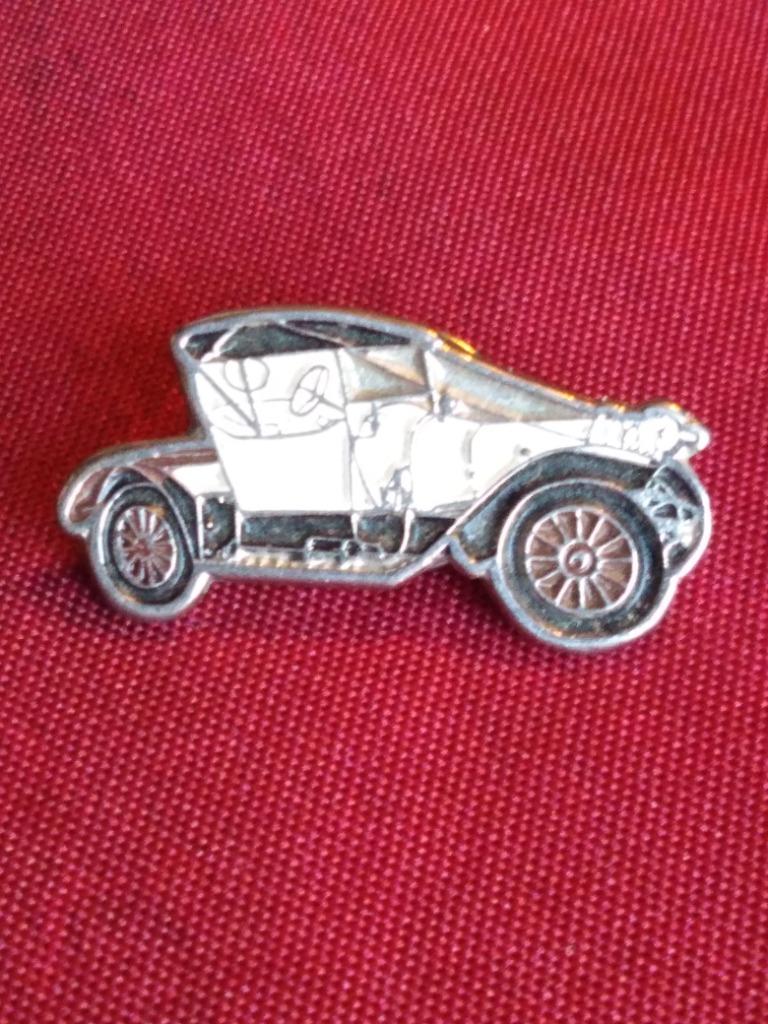 Pin's voiture Delage 1913, Enlèvement ou Envoi, Utilisé, Transport, Insigne ou Pin's