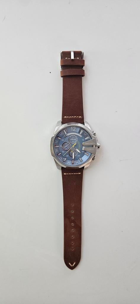Diesel mega chief DZ4281 51mm, Handtassen en Accessoires, Horloges | Heren, Ophalen of Verzenden