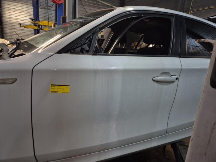 Portier 4Deurs links-voor van een BMW 1-Serie (300), Gebruikt, Deur, Ophalen of Verzenden, BMW