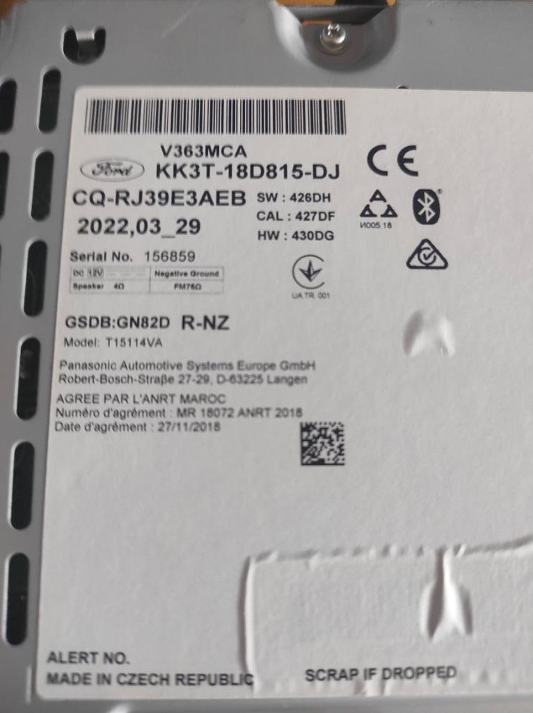 Autoradio, Enlèvement, Comme neuf