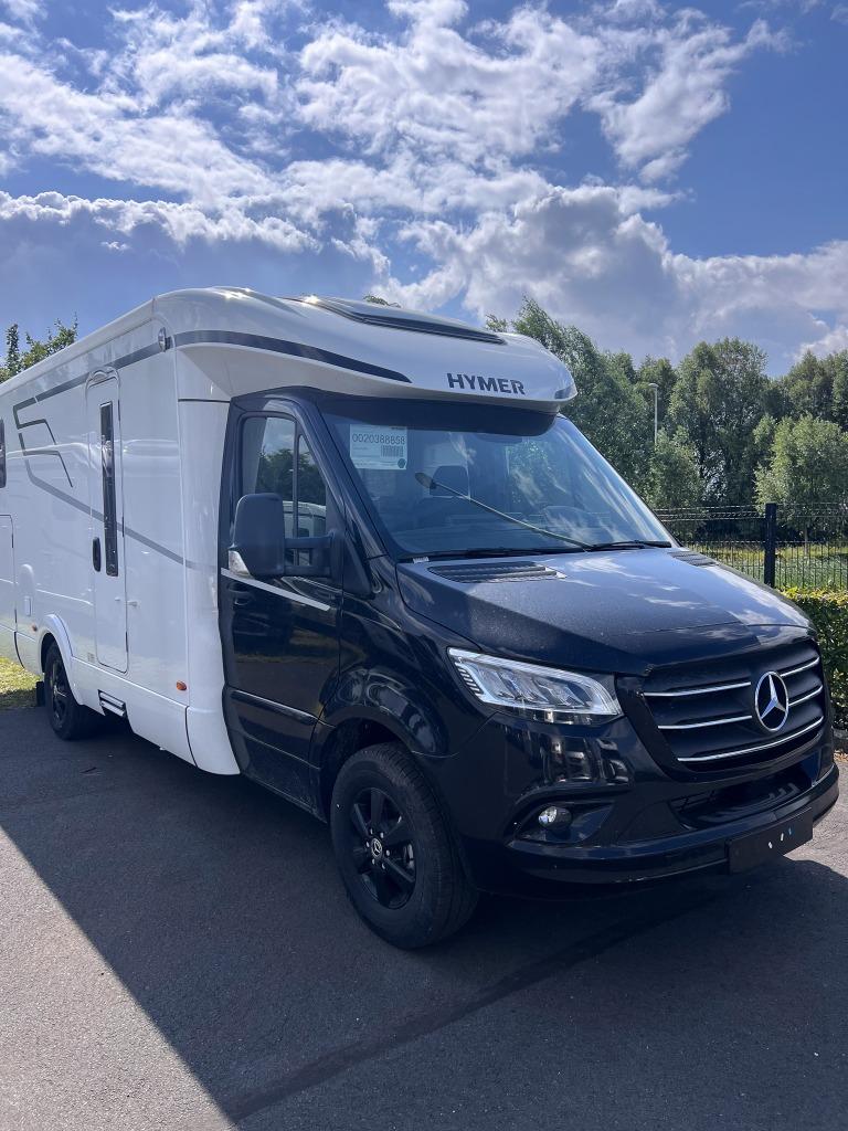 Hymer Tramp S 685 Premium camper met face to face, Caravans en Kamperen, Automaat, Vloeistofverwarming, 7 tot 8 meter, Diesel