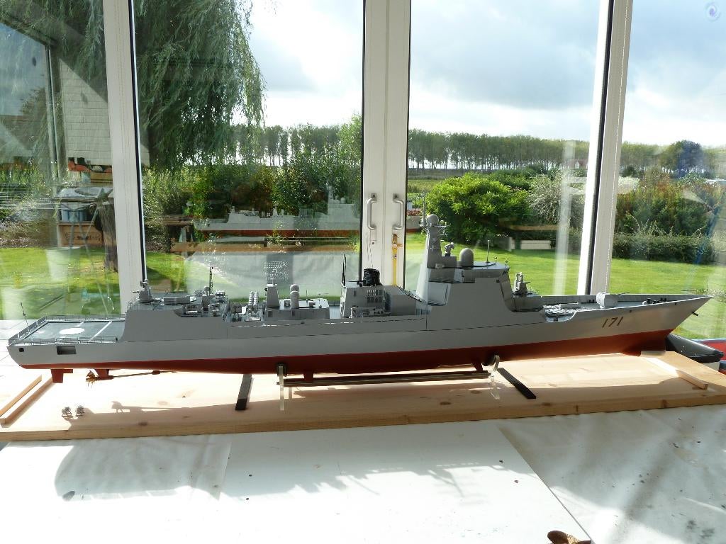 Destroyer D.171 Haikou-1/100, Hobby & Loisirs créatifs, Modélisme | Bateaux & Navires, Enlèvement, Neuf, 1:50 à 1:200, Autres marques