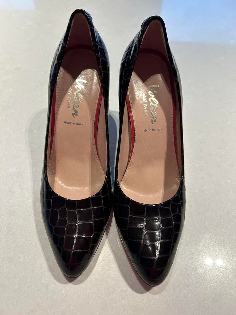 Pumps Voltan, Ophalen of Verzenden, Zo goed als nieuw, Pumps