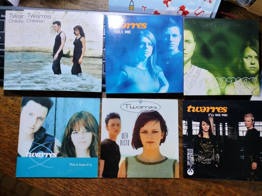 Lot 8 singles - Twarres ( 2 dédicacés ), CD & DVD, 6 singles ou plus, Enlèvement ou Envoi, Comme neuf, Pop